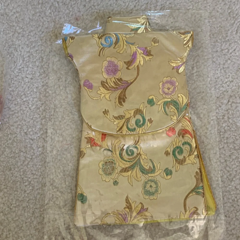 NWT Vintage Chinese Silk Brocade Wine Bottle Cover Asian Novelty 6x Variety Set
